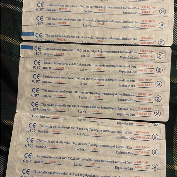 Wormhole Tattoo starter kit with two tattoo guns - Picture 2 of 9